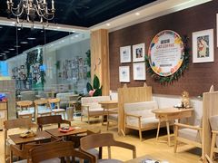 -藏猫猫咖啡主题馆(中央大道店)