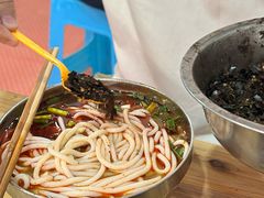 -张家羊肉汤粉小吃店