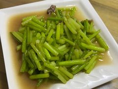 -领鲜土菜馆