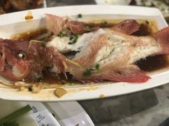 -四川小胡子海鲜(丁村万人海鲜广场店)