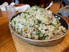 -侬佳蒸菜馆(听潮店)