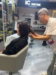 -MONE美发沙龙