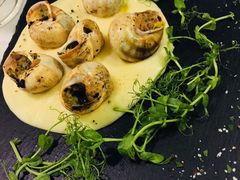 -La Mer Restaurant & Lounge