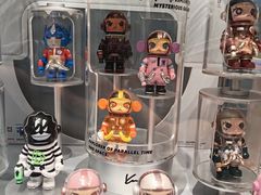 -泡泡玛特POPMART(国金街店)