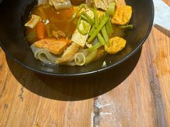 -万记麻辣烫国展总店