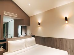 -上海虹桥中心爱琴海亚朵S酒店