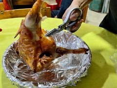 特色泥焗鸡-红炎炎农家菜老字号(金水台店)