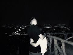 -鬼笑石后山停车场