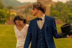 -薇咖映画婚纱摄影工作室