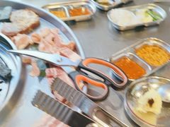 -哈哈碳都·牛肋条无限自助烤肉(台江万达店)