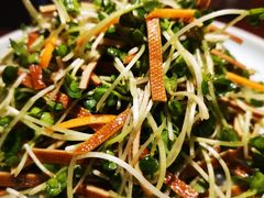 豆皮萝卜苗-聚缘堂·海鲜私房菜(松岭路店)