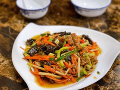 鱼香肉丝-湘满堂菜馆(花巷店)