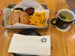 -悠航SLOWBOAT(三里屯店)