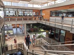 -ROAST coffee & eatery