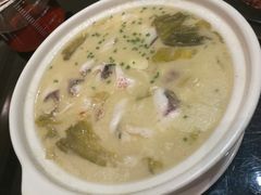 酸菜鱼-亢龙太子酒轩(东湖店)