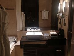 -广州天河希尔顿酒店