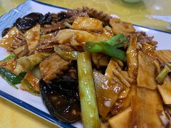 爆炒腰花-春水锅贴·传统鲁菜(大明湖店)