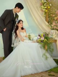 -雅云婚纱摄影工作室旗舰店