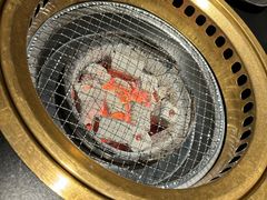 -山川小町·极番烧肉(新地假日广场店)