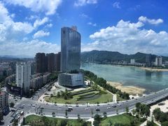 -醉江景酒店式公寓(桐庐利时广场店)