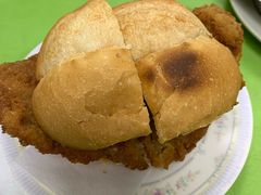 猪扒包-胜利茶餐室