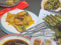 -三兄弟灰太狼烧烤.龙虾烤鱼(上海交大店)
