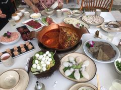 -墨居上隐·院子里火锅(峨眉店)