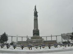 -人民防洪胜利纪念塔