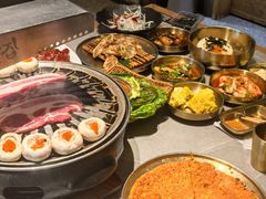 -草家酱蟹炭火烤肉店(珲春南路一店)