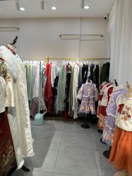 -一揽芳华汉服旗袍体验馆(拙政园店)