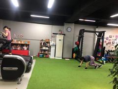 -征成健身连锁私教工作室(九公里店)
