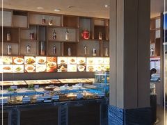 面包甜点陈列柜-百富源·海鲜辽菜(张士店)