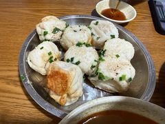 -黄阿姨锅贴大王(万航渡路店)