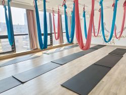 -静待花开瑜伽尊巴会馆