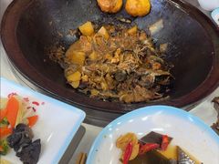 -屯老二农家铁锅炖·行业领军者(梅江店)