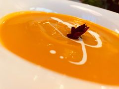 南瓜奶油汤-IL Forno 意坊·意大利餐厅(花园店)