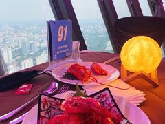 -中央电视塔旋转餐厅