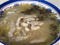 招牌黄鱼面-明呈黄鱼面馆(斜土路店)
