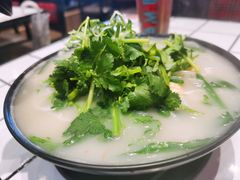 -肥汁米蘭香港米线(长宁来福士店)