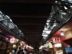 -万绿园