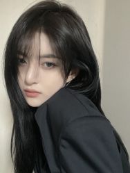 -变画·发型STUDIO