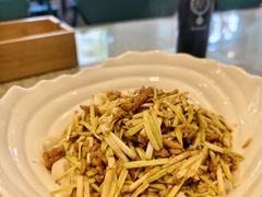 肉丝蒜黄面-乐三里屯面馆(阿那亚店)
