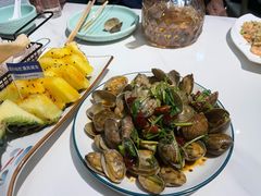 -嗨辣小聚·盘锦河蟹·海鲜烧烤龙虾(盘锦十年好店)