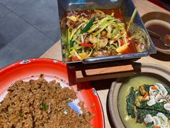 -川堂风·跷脚牛肉·乐山爆炒(宝山日月光店)