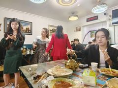 -艾力江和田馕坑烤肉店