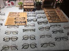 -肆兮眼镜·蔡司·徕卡战略合作店(大坪店)