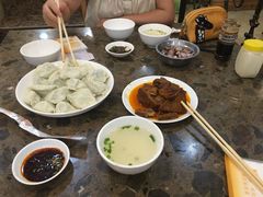 -周家大连水饺(美专校街店)