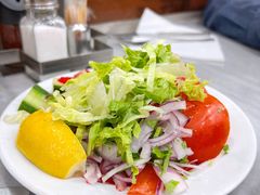沙拉-Tarihi Sultanahmet Köftecisi Selim Usta