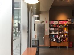 大堂-星巴克(宏汇国际广场店)
