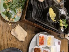 -BOURBON 玻本美式餐厅酒吧(虹桥新天地店)